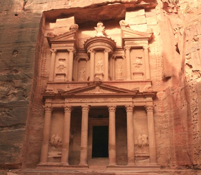 Tumba del Tesoro en Petra (Jordania). - Agencia de viajes Próximo Oriente