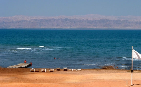 Vistas del Mar Muerto desde las playas de Jordania – Agencia Viajes Próximo Oriente