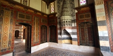 Interior de un palacio arabe en Damasco (Siria). – Agencia Viajes Próximo Oriente