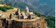 Monasterio de Tatev (Armenia). – Agencia Viajes Próximo Oriente